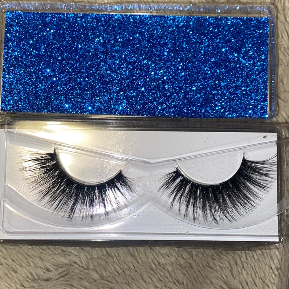 Baddie Villa Lashes
